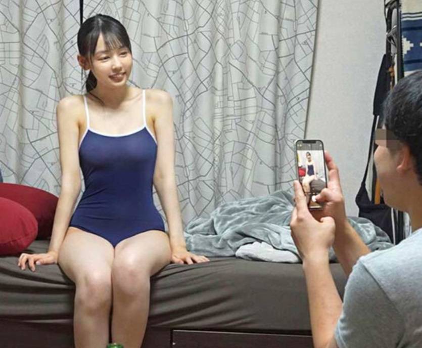 要來到素人M男家做超讚的幹砲服務！用她那美穴榨乾多發濃精爽翻天！實現M男的願望